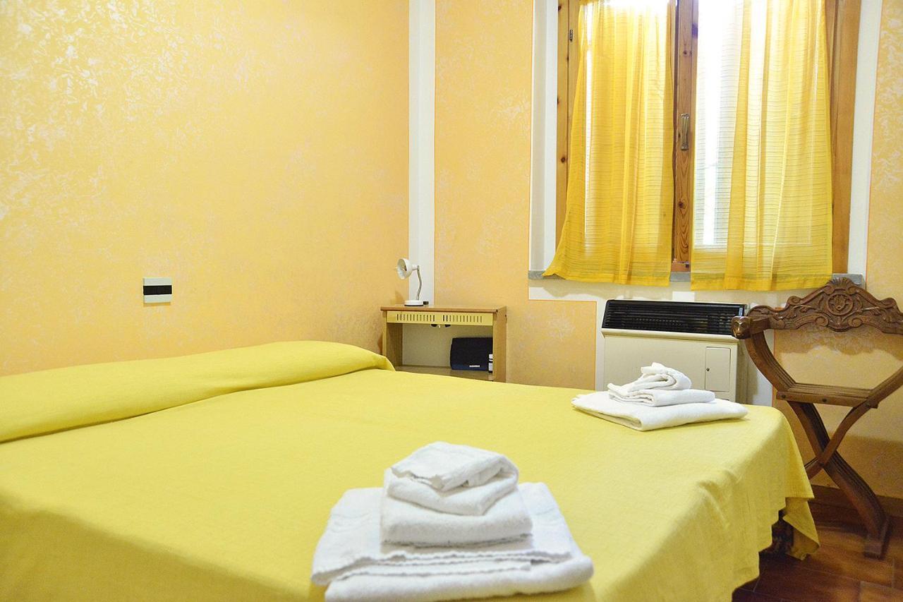 Il Mandriano Hotel การ์เปญา ภายนอก รูปภาพ